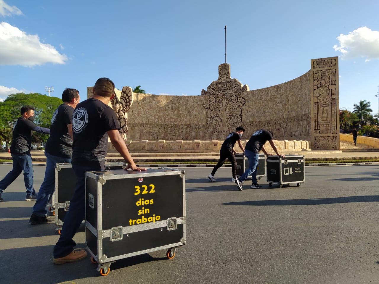 Trabajadores de eventos sociales piden reactivación del giro en Yucatán